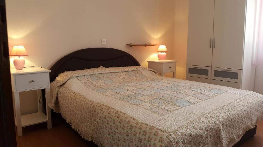 Apartments Lala Примоштен Экстерьер фото