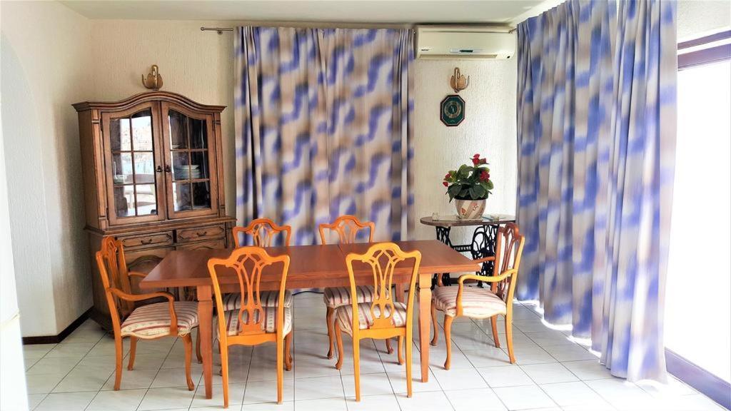 Apartments Lala Примоштен Экстерьер фото